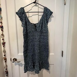 Lovely floral cottage core picnic dress